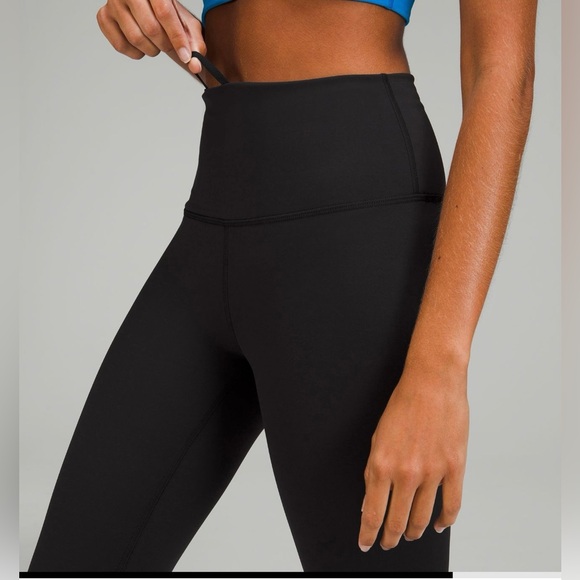 Lululemon Wunder Train High-Rise Leggings - size 6 - 28 inches - black - Picture 9 of 10